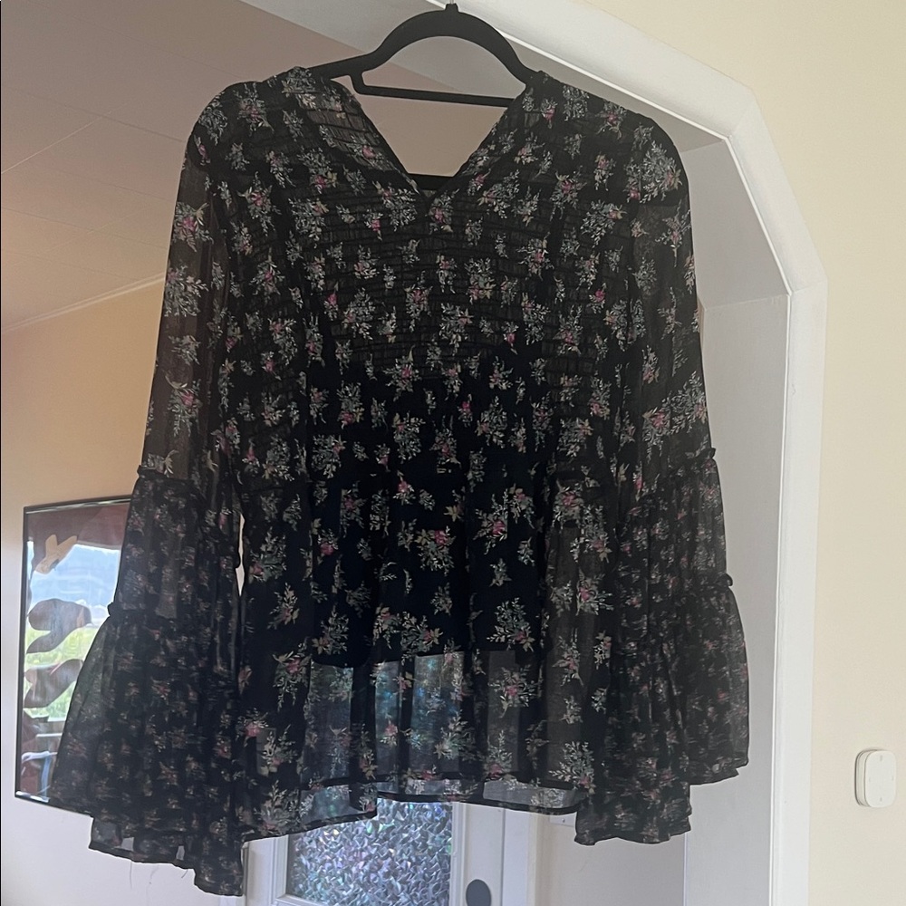 American Eagle Outfitters Black Floral Smocked Bell Sleeve Blouse